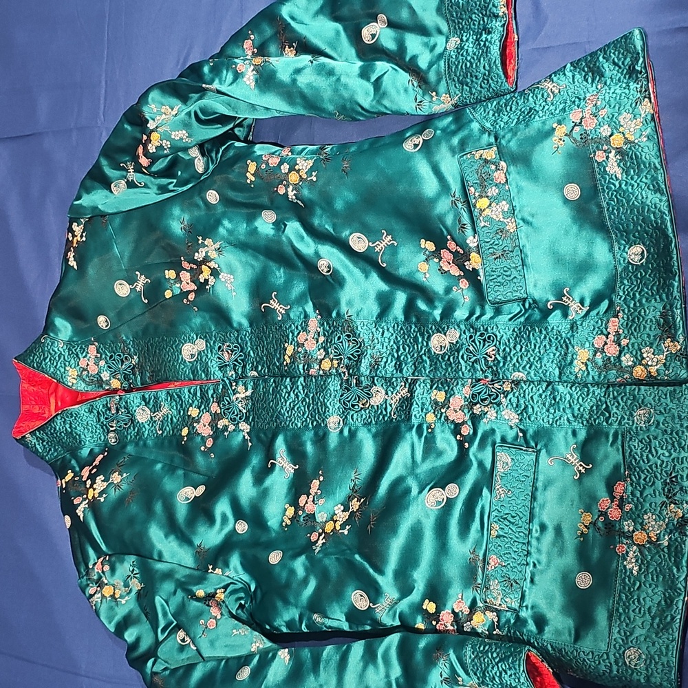 Vintage SHANGHI Reversable Forest Green & Red Satin Silk Jacket, Ladies S/Medium